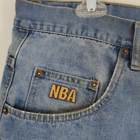 Boston Celtics NBA UNK Denim Shorts - 36 - Picture 4 of 14